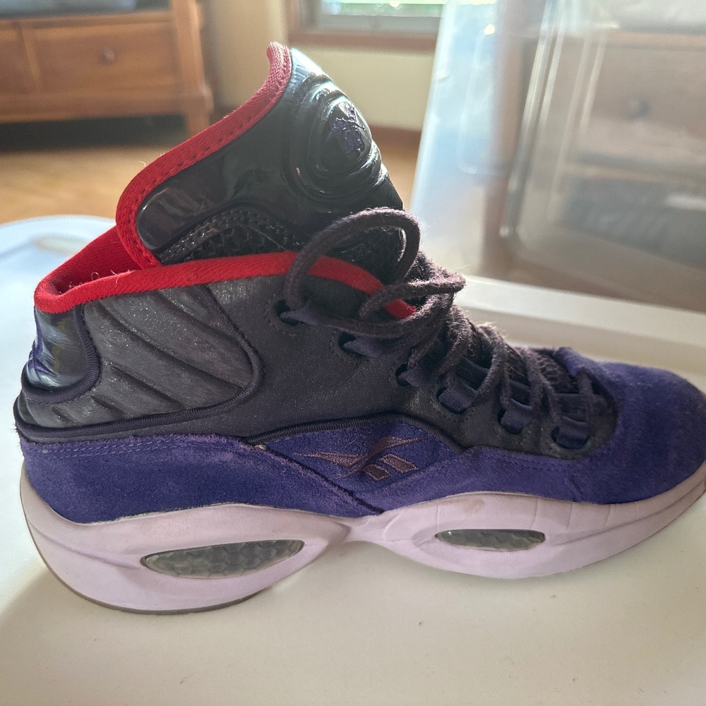 Reebok- Ghost of Christmas Future- v61429